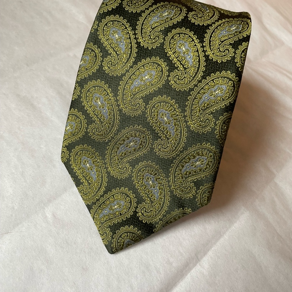 Ike Behar Green blue and Gold Paisley imported silk Tie